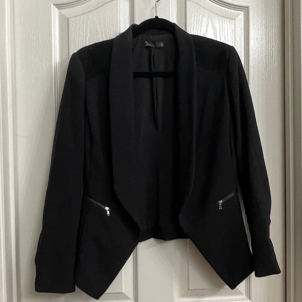 Noir Elegant Black Blazer With Zipper Details Size M